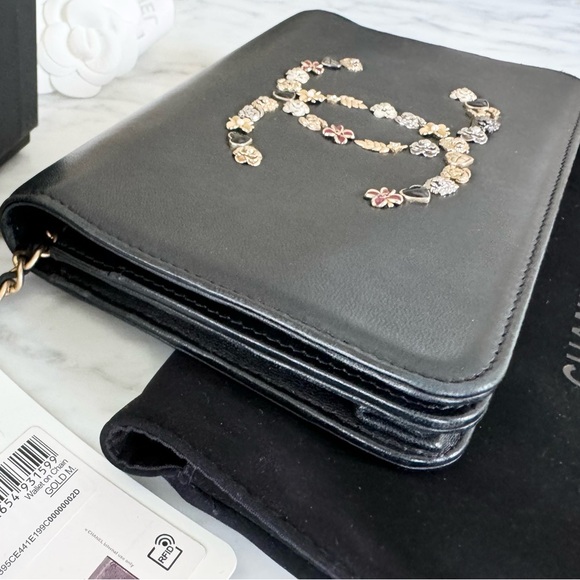 Chanel Wallet On Chain EXTREMELY RARE Lucky Charms Black Calfskin Crossbody Bag - Picture 5 of 16